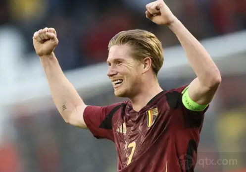 棒球博弈论解析投手在两好球后投出近身球的战略威慑力